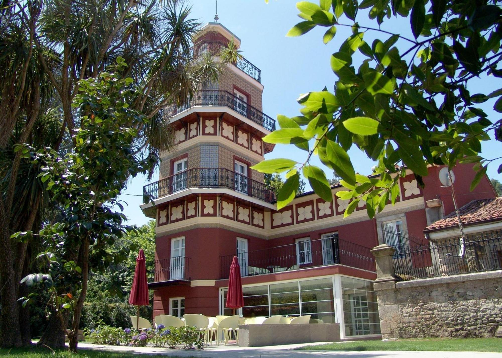 Gastro Hotel La Giraldilla ลิเออร์กาเนส ภายนอก รูปภาพ
